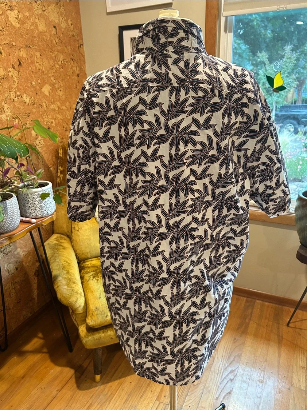 Banana Republic White Button-Up Shirt with Black Leaf Print